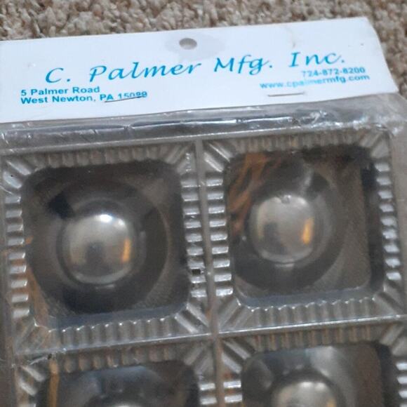 NWT C. Palmer Mfg, Inc. Ravioli/Circle Cookie Forms - Picture 2 of 3